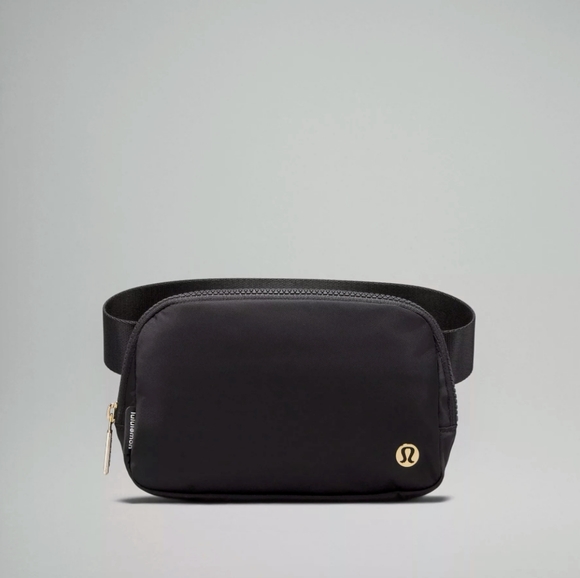 lululemon athletica Bags Nwt Lululemon Everywhere Belt Bag Currently Sold Out Black And Gold